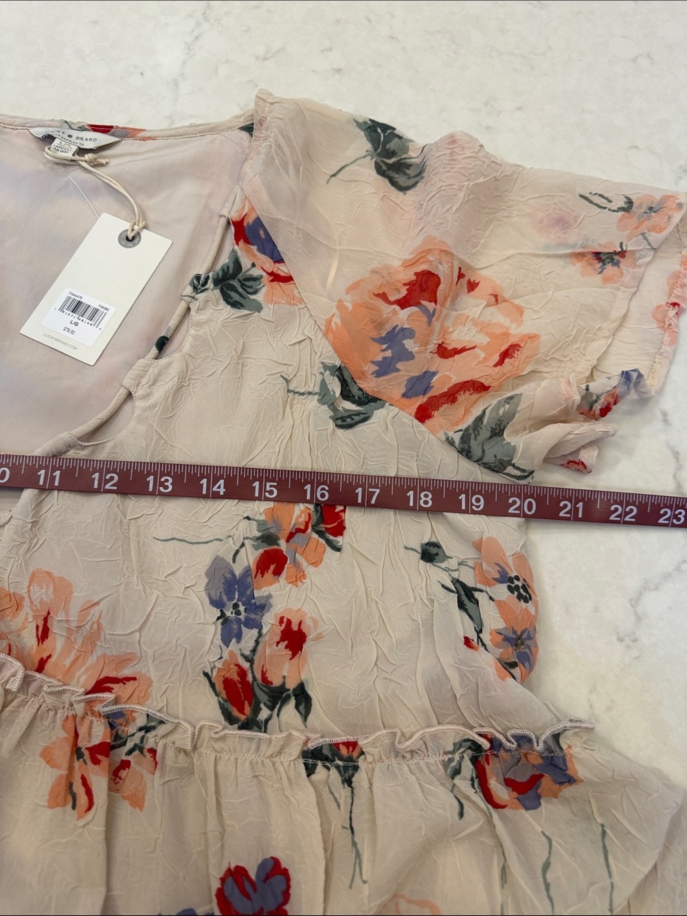 Lucky Brand NWT Floral Ivory V-Neck Babydoll Top Size Large - Picture 5 of 9
